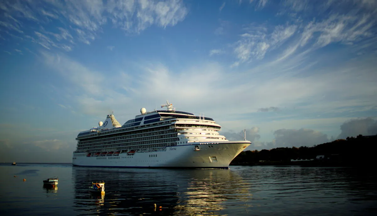 A cruise ship in a file photo. (Alexandre Meneghini/Reuters)