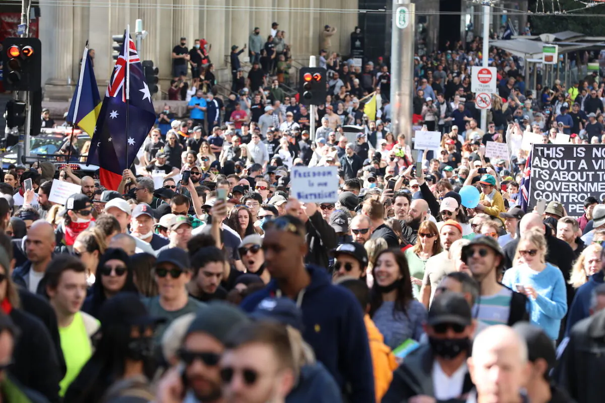 Thousands of people gather in Melbourne's CBD to protect lockdown restrictions in Melbourne, Australia, on Aug. 21, 2021. (Getty Images)