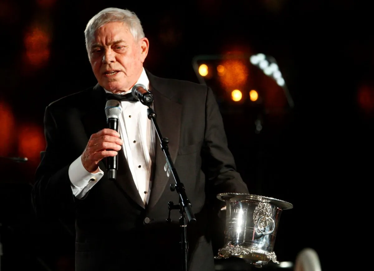 Tom T. Hall accepts the Icon Award at the 60th Annual BMI Country Awards in Nashville, Tenn., on Oct. 30, 2012. (Wade Payne/Invision/AP)