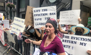 ‘Everything Is Becoming Very Communist’: Small Landlords Protest Eviction Moratorium in Front of NY Governor’s Office