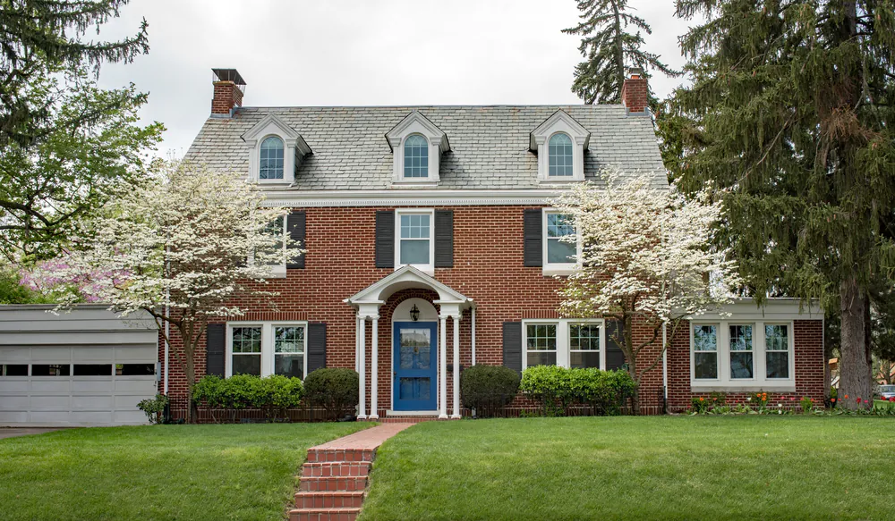 The best maintenance for a brick wall involves keeping dampness and water away from the bricks. (Susan Law Cain/Shutterstock)