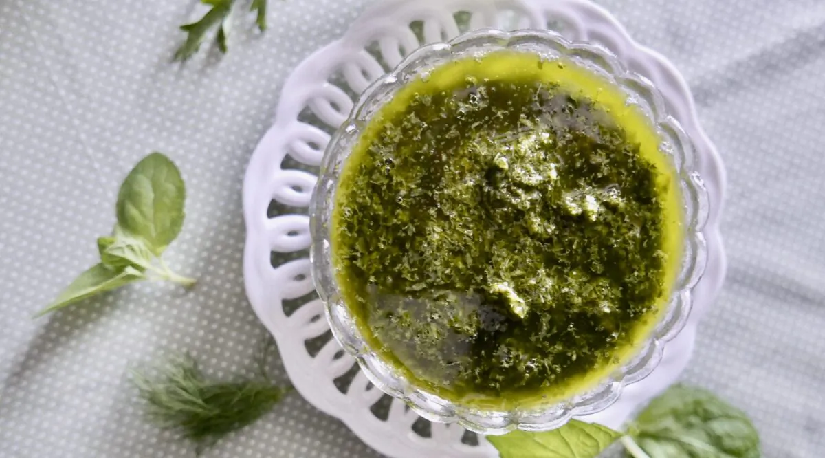 This ubiquitous green sauce is fantastic on everything from grilled chicken to sliced tomatoes to bean stew. (Victoria de la Maza)