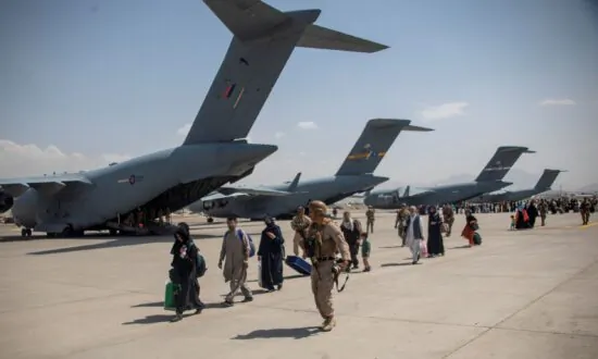 UK Defence Minister: Evacuation of Afghan on ‘No-Fly’ List Wasn’t Security Fail