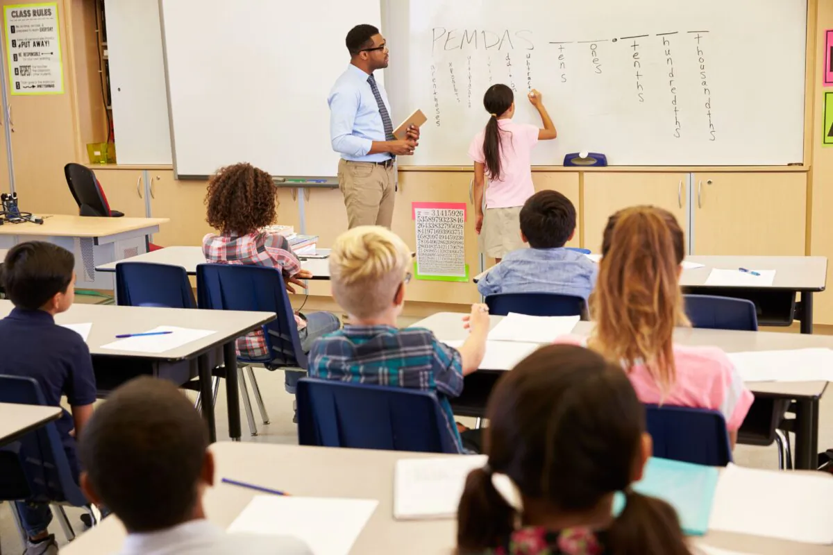 Students learn best when they are immersed in a content-rich learning environment that builds up their background knowledge. (Monkey Business Images/Shutterstock)