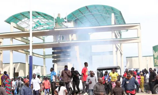 Protest of Sectarian Violence in Jos, Nigeria: Bodies Hauled to Governor’s Front Door