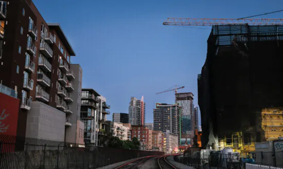 San Diego City to Repair Almost 6,000 Broken Streetlights