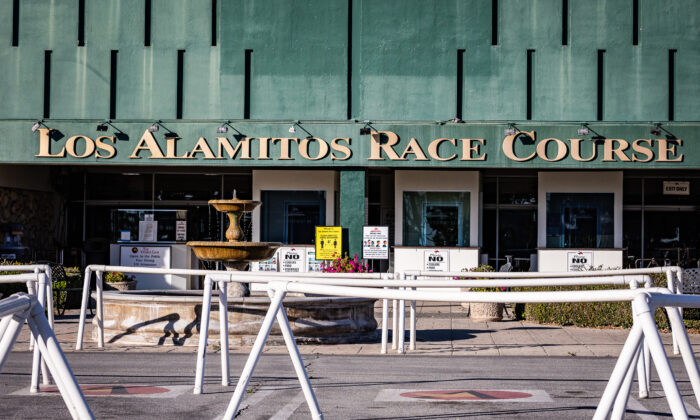 Los Alamitos Race Course in Los Alamitos, Calif., on Jan. 21, 2021. (John Fredricks/The Epoch Times)