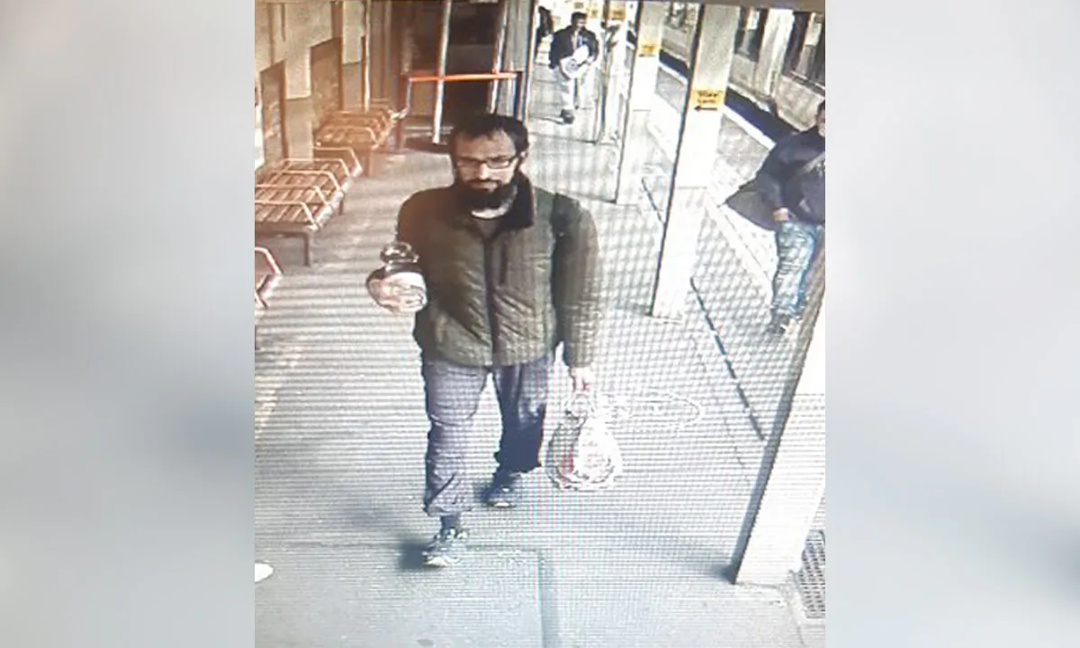 Undated CCTV image of a man suspected of multiple assaults against Jewish males in London on Aug. 18, 2021. (Metropolitan Police)