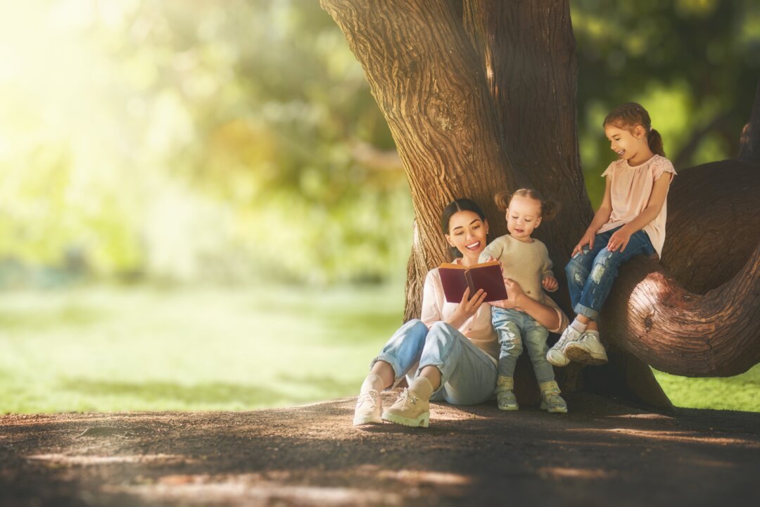 One of technology’s greatest gifts is efficiency. But when we care too much about efficiency and productivity, we can forget about life’s simple pleasures. (Yuganov Konstantin/Shutterstock)