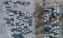 GM, Ford Halt Some Production as Chip Shortage Worsens