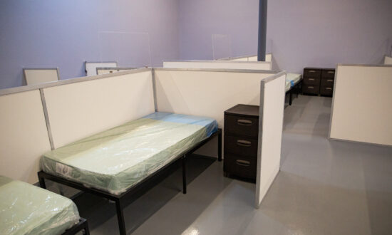 San Diego Opens 40-Bed Shelter Focusing on Women With Medical Conditions