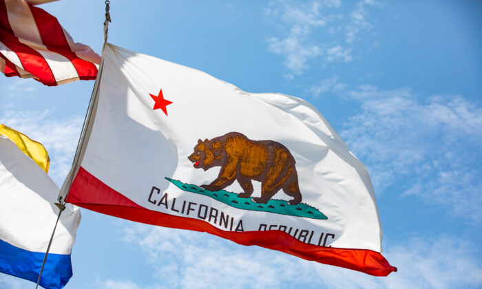 California Flag at City Hall in Newport Beach, Calif., on Aug. 25, 2021. (John Fredricks/The Epoch Times)