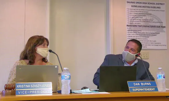 California School District Blocks Public Comments on CRT at Board Meetings