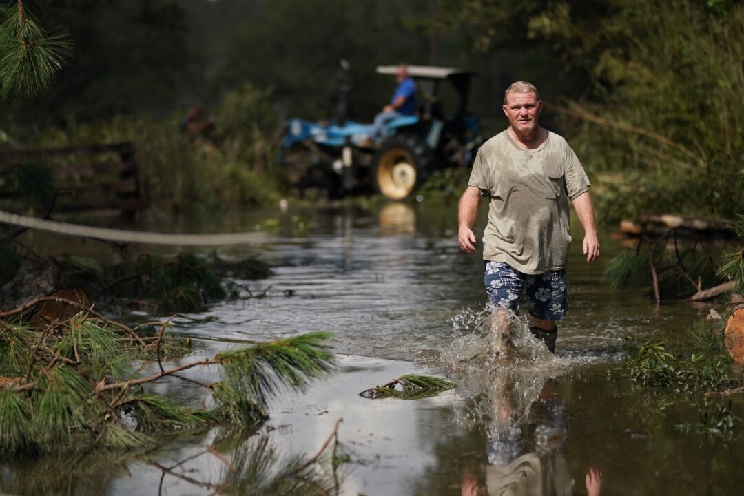 Biden to Visit Louisiana in Aftermath of Hurricane Ida | The Epoch Times