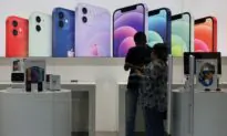 Apple’s App Store Changes Face Scrutiny of Regulators, Lawmakers