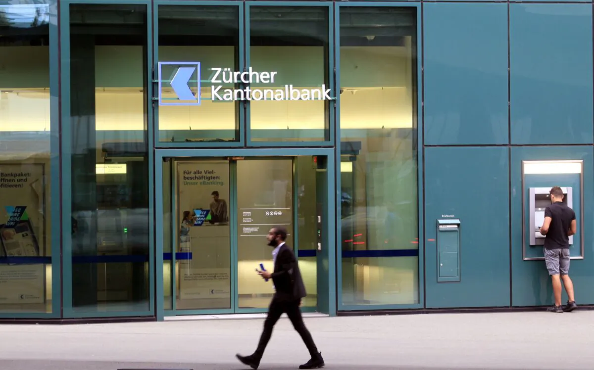 The logo of Zuercher Kantonalbank is seen in Zurich, as the COVID-19 outbreak continues, in Zurich, Switzerland, on July 3, 2020. (Arnd Wiegmann/Reuters)