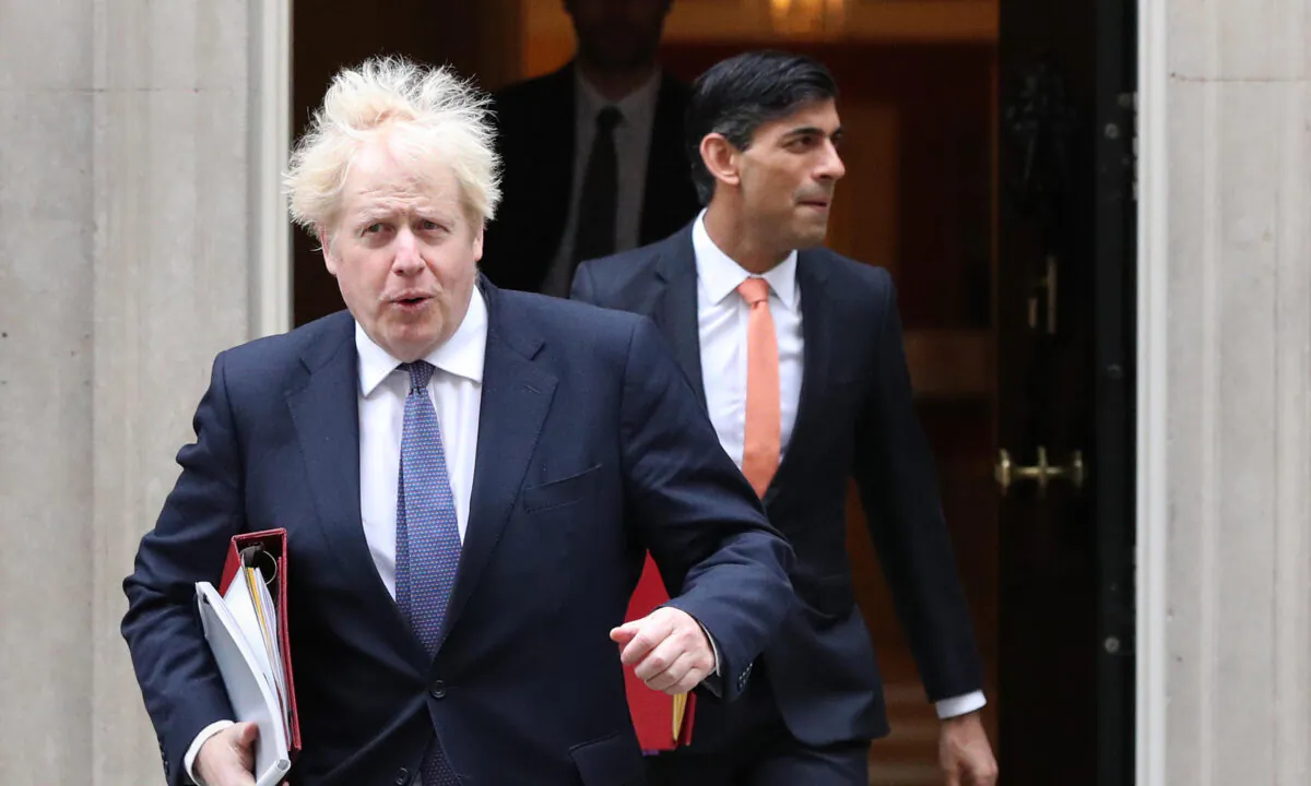Prime Minister Boris Johnson and Chancellor of the Exchequer Rishi Sunak in London on Oct. 13, 2020. (Jonathan Brady/PA)