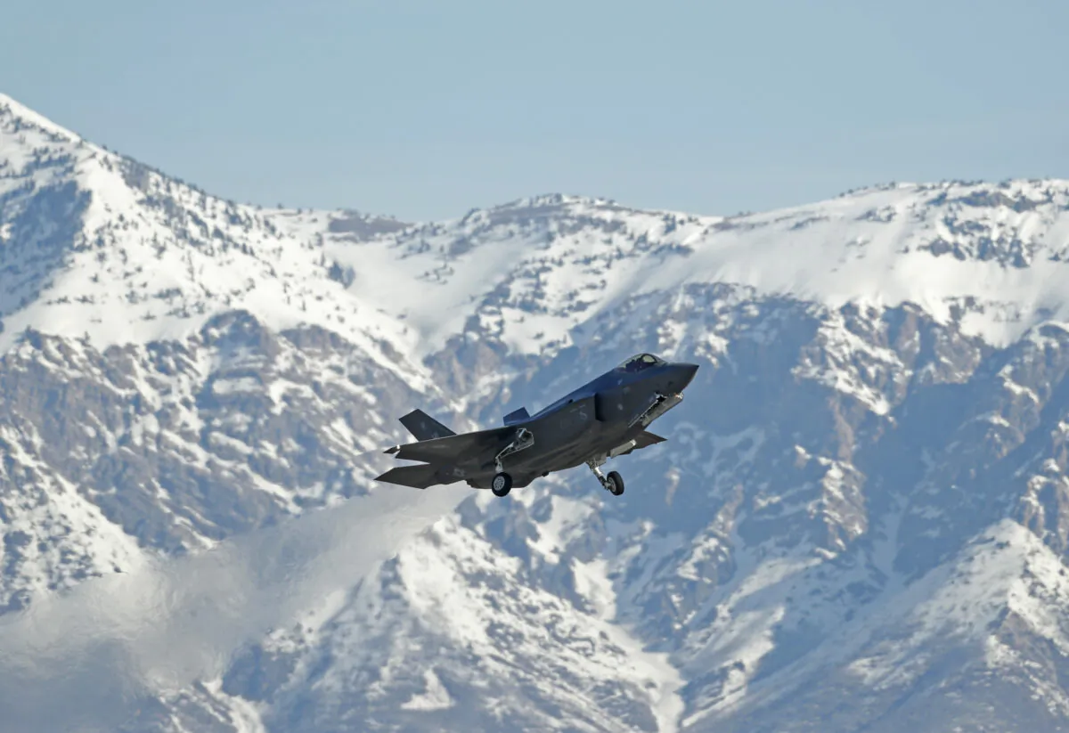 OGDEN, UT - MARCH 15: A F-35 fighter jet  take-offs for a training mission at Hill Air Force Base on March 15, 2017 in Ogden, Utah. Hill is the first Air Force base to get combat ready F-35's. They currently have 17 that might be deployed in the fight against terrorism and ISIS in the near future. (Photo by George Frey/Getty Images)