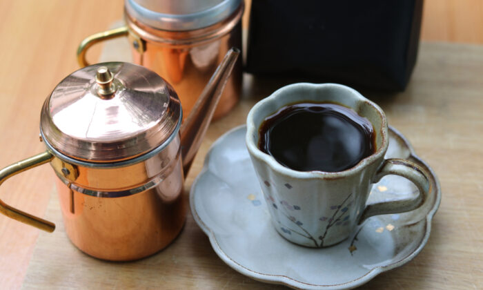 Large-Scale Study Finds Ground Coffee Linked to Longer Lifespan