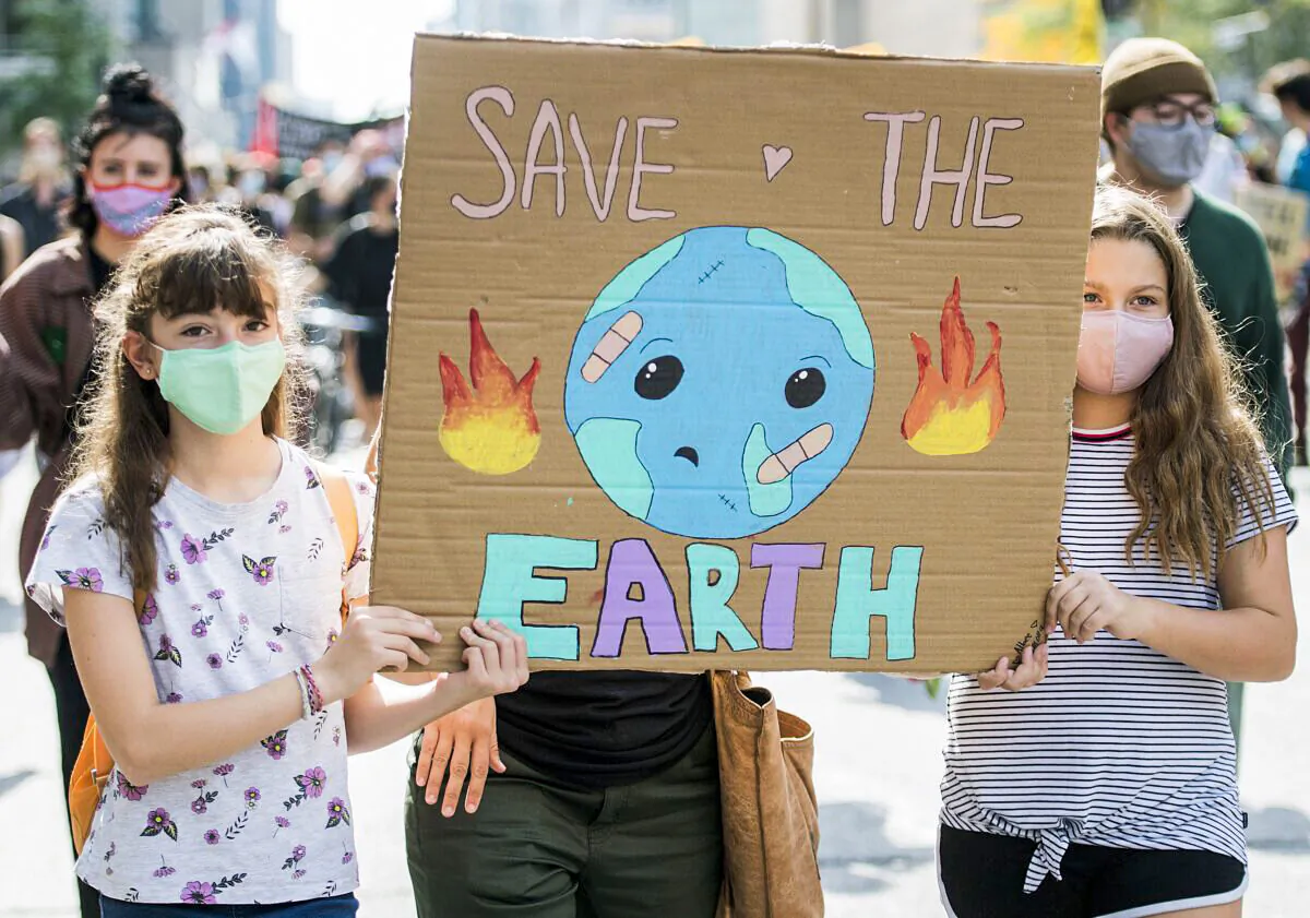 Children take part in a climate change protest in Montreal on Sept. 26, 2020. (Graham Hughes/The Canadian Press)
