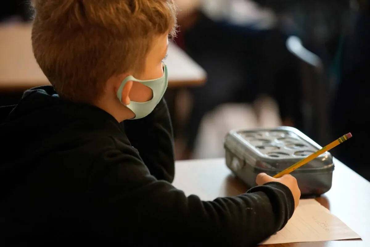 A masked-up student attending class at a U.S. school on Sept. 10, 2020. (George Frey/AFP via Getty Images)