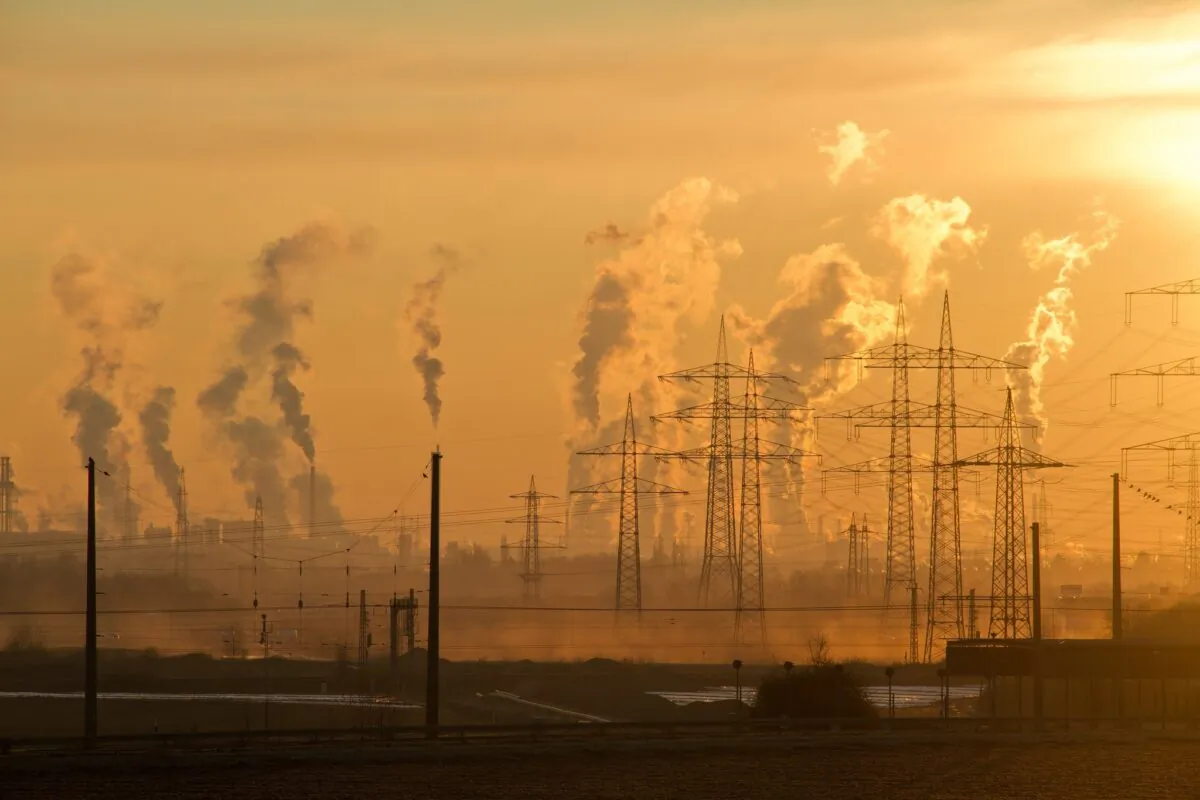 The UN's climate road map will see China continue to burn coal until 2040. (Ralf Vetterle from Pixabay)