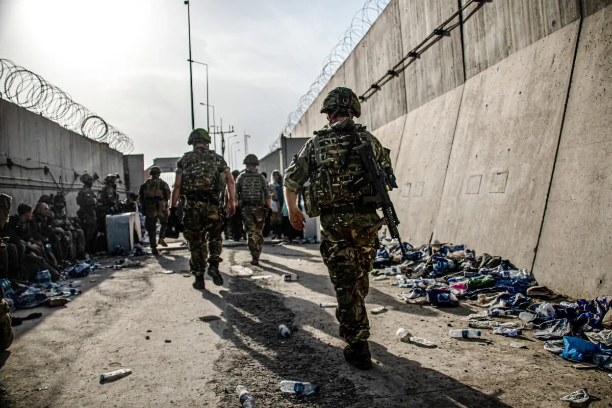 UK Armed Forces taking part in the evacuation of entitled personnel from Kabul airport, Afghanistan, on Aug. 23, 2021. (MoD/PA)