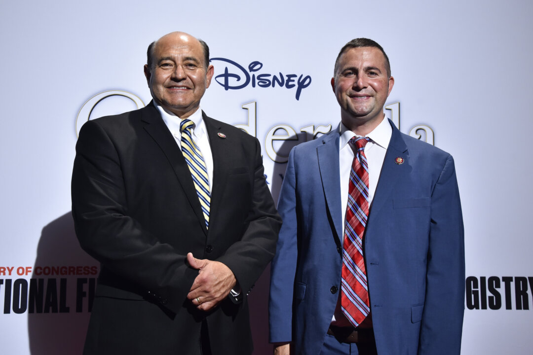 Vaccinated Florida Congressman Tests Positive for COVID-19