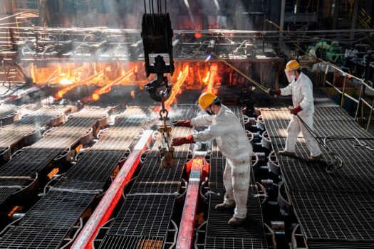 workers-make-iron-bars