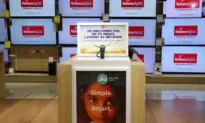 Chip Shortage Pushes Reliance, Google to Delay India Smartphone Launch