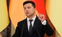 Zelensky Says Ukraine to Persist With NATO Goal Amid Escalating Tension With Russia