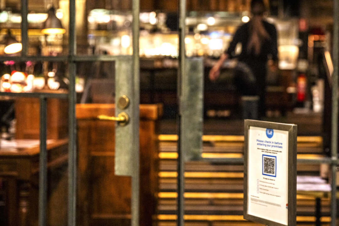 ‘Significant’ Fines for Businesses Serving Unvaccinated Customers: NSW Deputy Leader