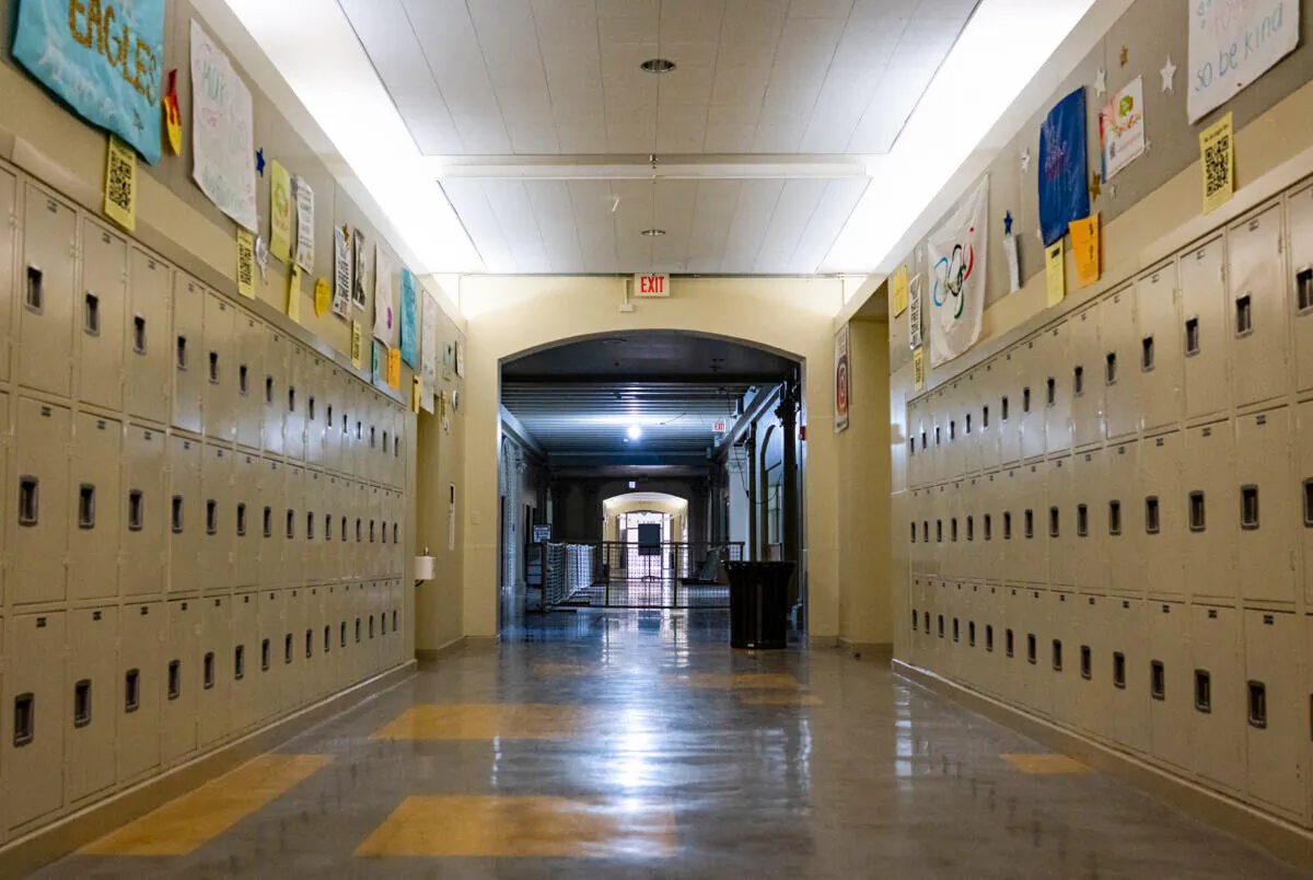 The empty hallways of a high school in El Segundo, Calif., on July 29, 2020. (John Fredricks/The Epoch Times)