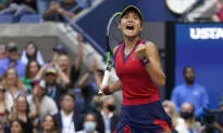 Britain’s Raducanu Beats Fernandez to Win US Open
