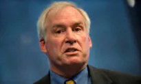 Fed Officials to Sell Stocks to Avoid Apparent Conflict of Interest