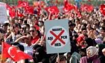 Thousands Protest in Turkey Against COVID-19 Vaccine Passports