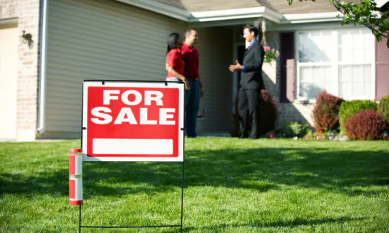 Selling Too Soon in Uncertain Market Puts Former Homebuyers’ Equity at Risk