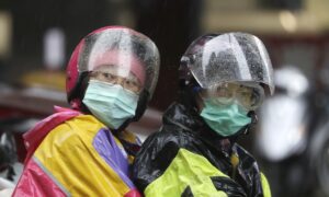 Typhoon Pours 5 Inches of Rain on Taiwan, Heads for Shanghai