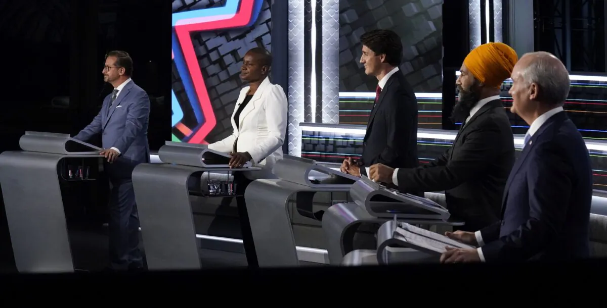 (L–R) Bloc Quebecois Leader Yves-Francois Blanchet, Green Party Leader Annamie Paul, Liberal Leader Justin Trudeau, NDP Leader Jagmeet Singh, and Conservative Leader Erin O'Toole take part in the English-language leaders’ debate in Gatineau, Que., on Sept. 9, 2021. (The Canadian Press/Adrian Wyld)