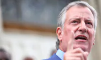 NYC Times Square New Year’s Show Will Go On Despite Virus Surge: Mayor