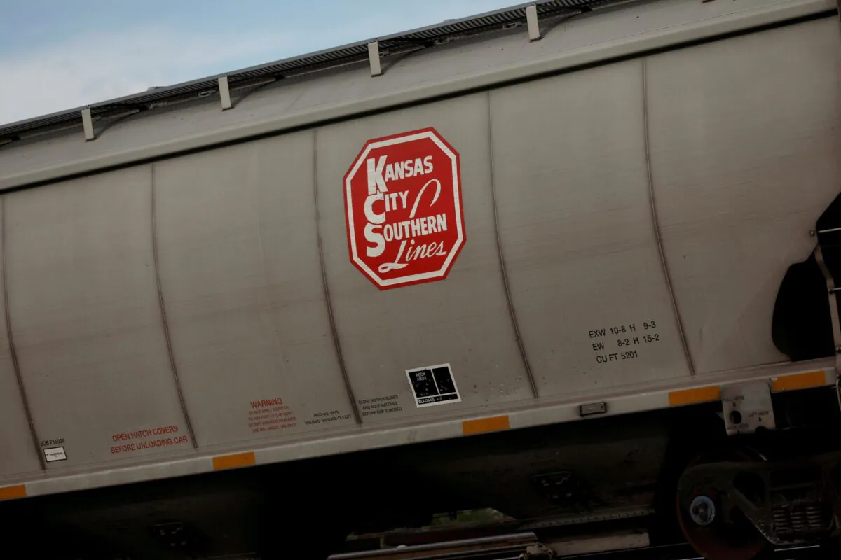 A wagon of a freight train of the Kansas City Southern Railway Company is pictured in Toluca, Mexico on Oct. 1, 2018. (Edgard Garrido/Reuters)