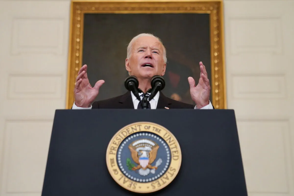 President Joe Biden delivers remarks on the Delta variant and his administration's efforts to increase vaccinations, from the State Dining Room of the White House on Sept. 9, 2021. (Kevin Lamarque/Reuters)