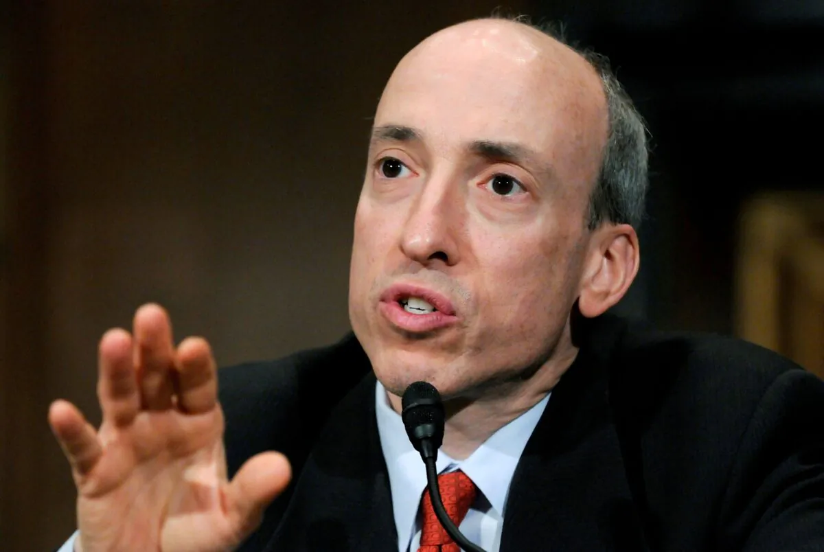 Commodity Futures Trading Commission Chairman Gary Gensler testifies at a U.S. Senate Banking Committee hearing on systemic risk and market oversight on Capitol Hill in Washington on May 22, 2012. (Jonathan Ernst/Reuters)