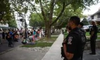 Poll: 76 Percent of Americans Disapprove of Protests at Supreme Court Justices’ Homes