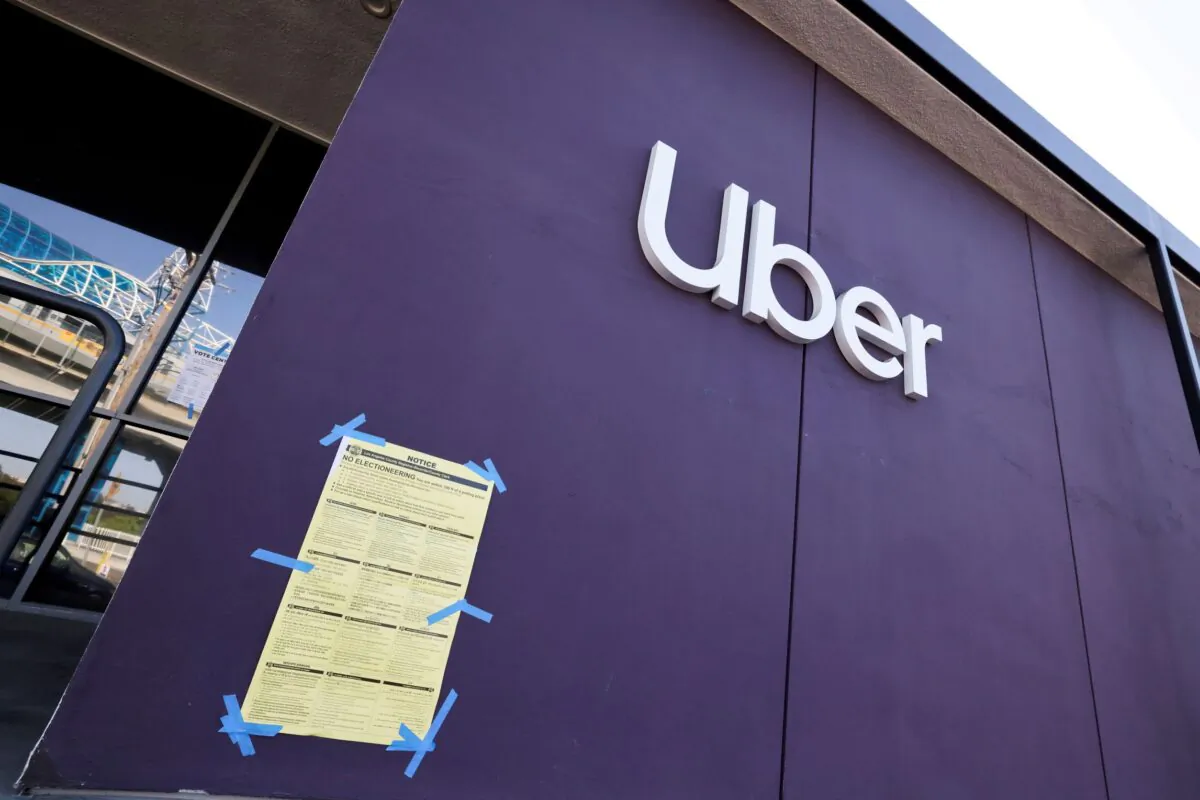 An Uber logo is seen during the global outbreak of the coronavirus disease (COVID-19), in Redondo Beach, Los Angeles, Calif., on Nov. 2, 2020. (Lucy Nicholson/Reuters)