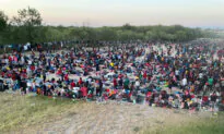 FAA Imposes No-Fly Zone for Unmanned Aircraft Systems Flying Over Texas Bridge Packed With Over 10,000 Illegal Aliens