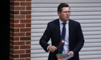 Australian Auction Clearance Rates Slip as Owners Rush Into the Market
