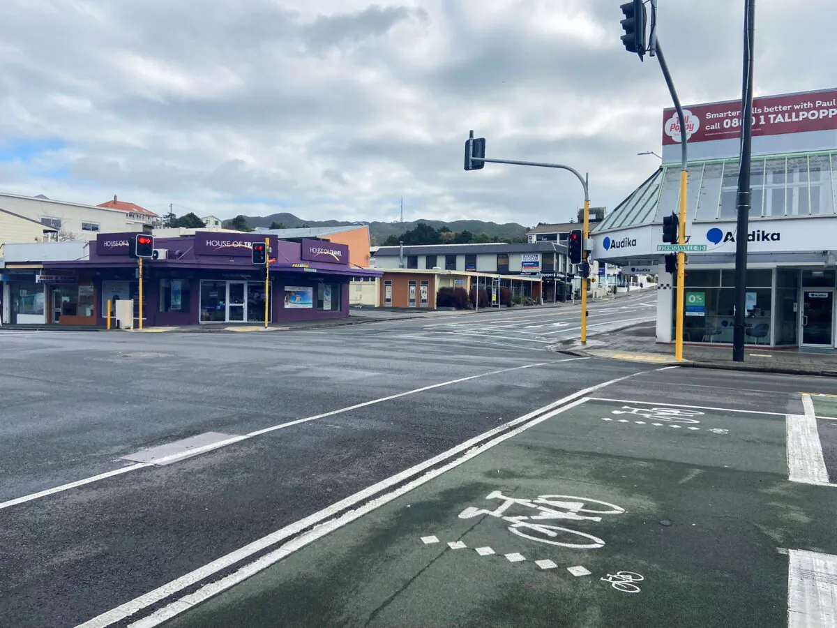 An empty street is seen as a lockdown to curb the spread of cases of COVID-19 in Wellington, New Zealand on Aug. 20, 2021. (Praveen Menon/Reuters)