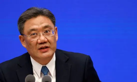 China Applies to Join Pacific Trade Pact in Bid to Boost Economic Clout