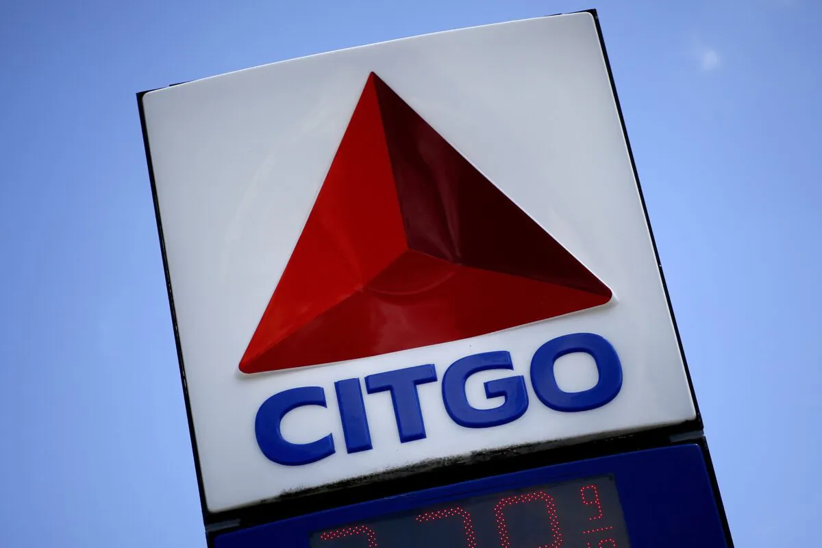 The logo of PDVSA's U.S. unit Citgo Petroleum is seen at a gas station in Stowell, Texas on June 12, 2018. (Jonathan Bachman/Reuters)